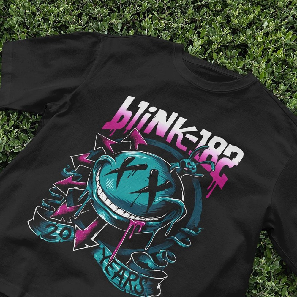 Rock Band T-shirt | Blink 182 Band T-Shirt Vintage 20 Years Music Tee